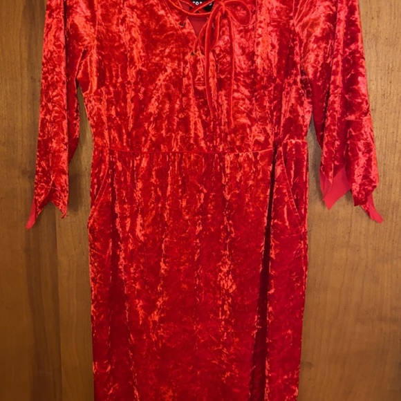 NWT - TORRID - Sexy Devil Lace Up Asymmetrical Velvet Costume Dress - Size 0 - Picture 2 of 3